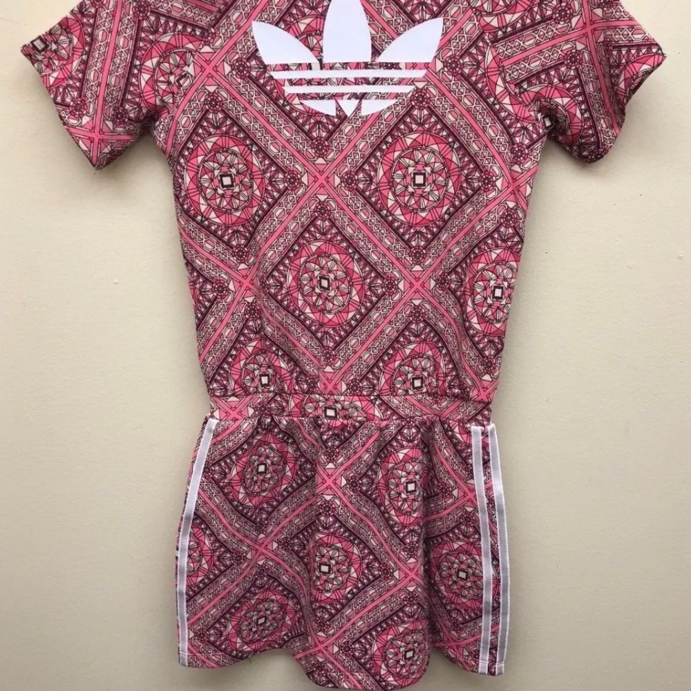 NEW - ADIDAS GIRL’S J GRPHC DRESS, CE1122, MULTCO/WHITE, SIZE XS